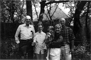 Easter 1998: Antero ja Aino Aakkula, Caitlin, Kirsti ja David Israelson